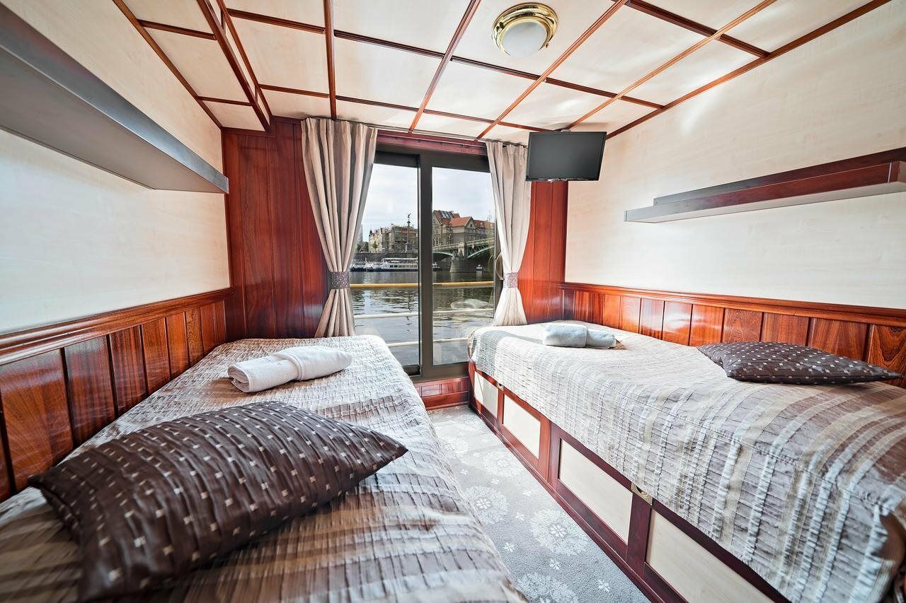 Florentina Boat Прага Екстер'єр фото